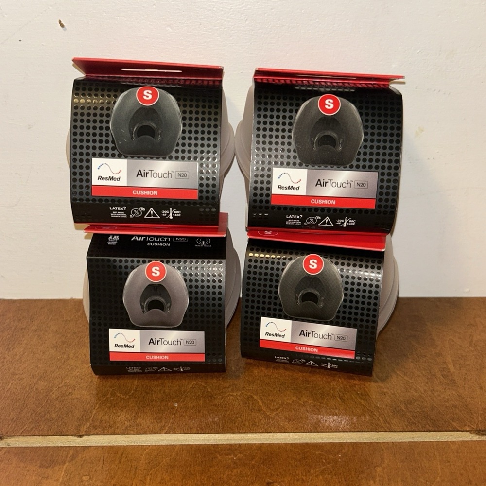 Lot of 4 ResMed AirTouch Nasal Cushions N20 63950 Small E4